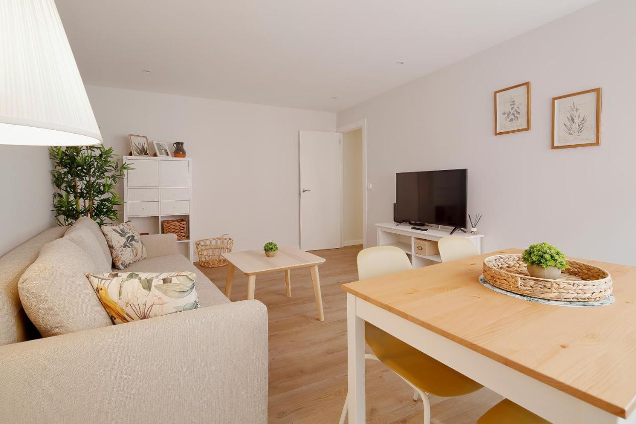 Apartamento Centro-El Carmen Gijon Bagian luar foto
