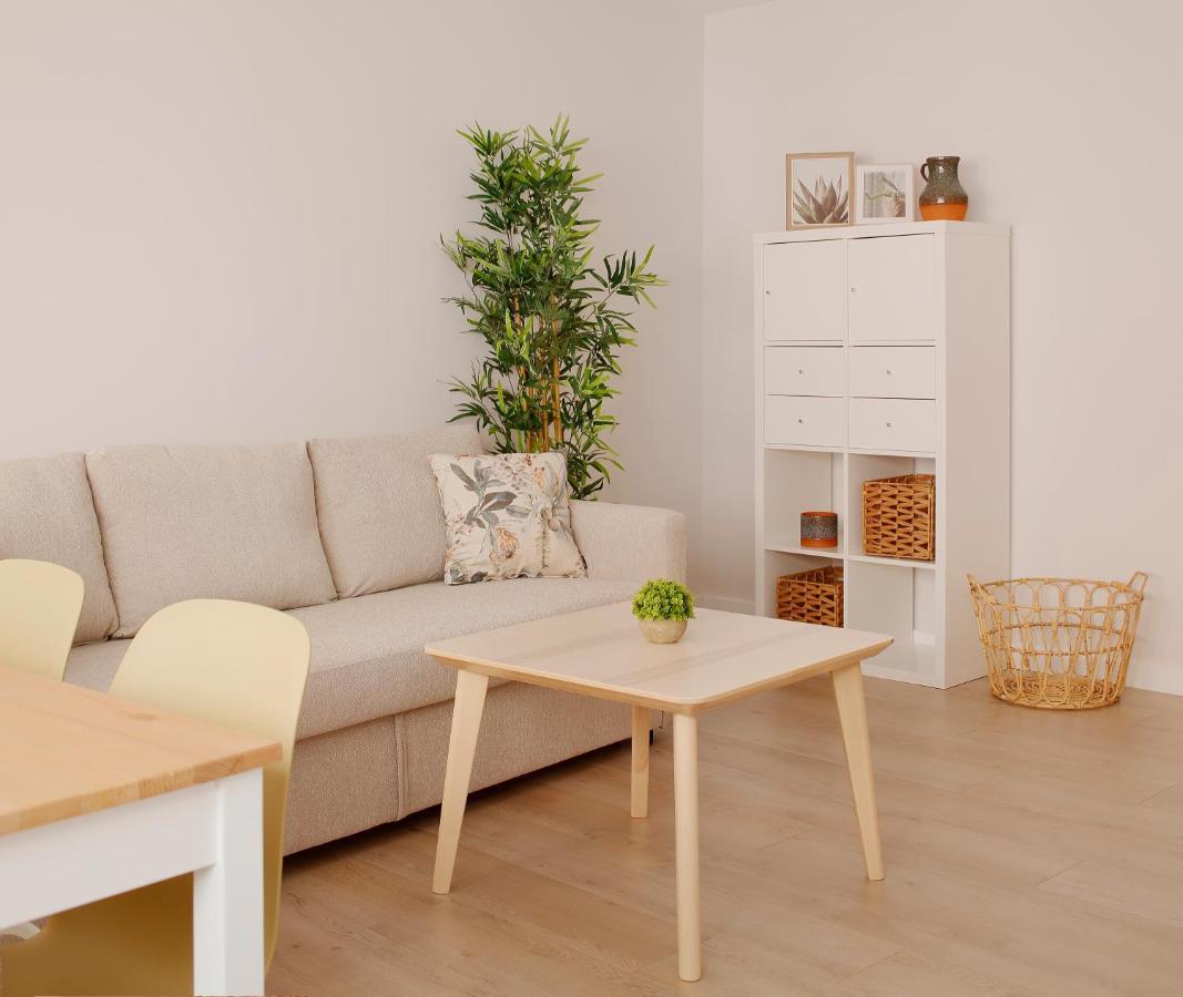 Apartamento Centro-El Carmen Gijon Bagian luar foto