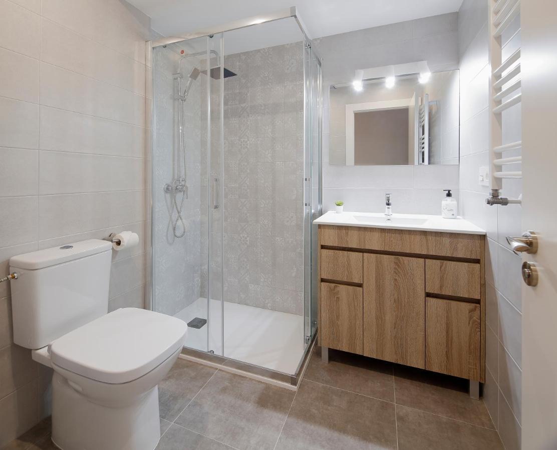 Apartamento Centro-El Carmen Gijon Bagian luar foto